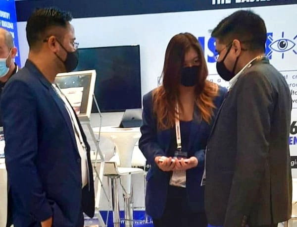 Blockchain networking at Singapore crypto event