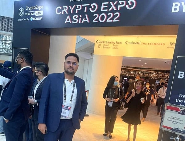 Crypto discussion at Singapore blockchain expo