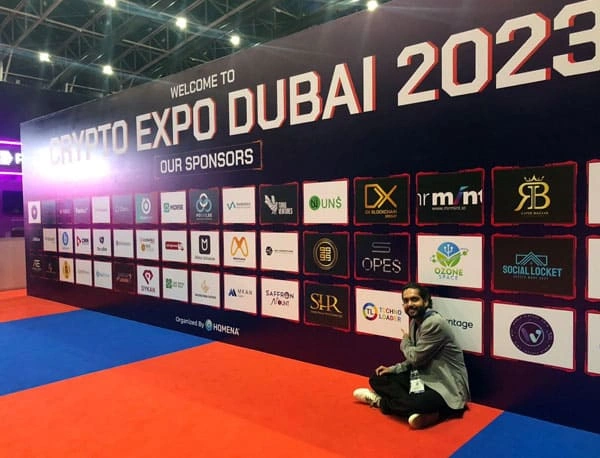 Blockchain presentation at Dubai crypto expo